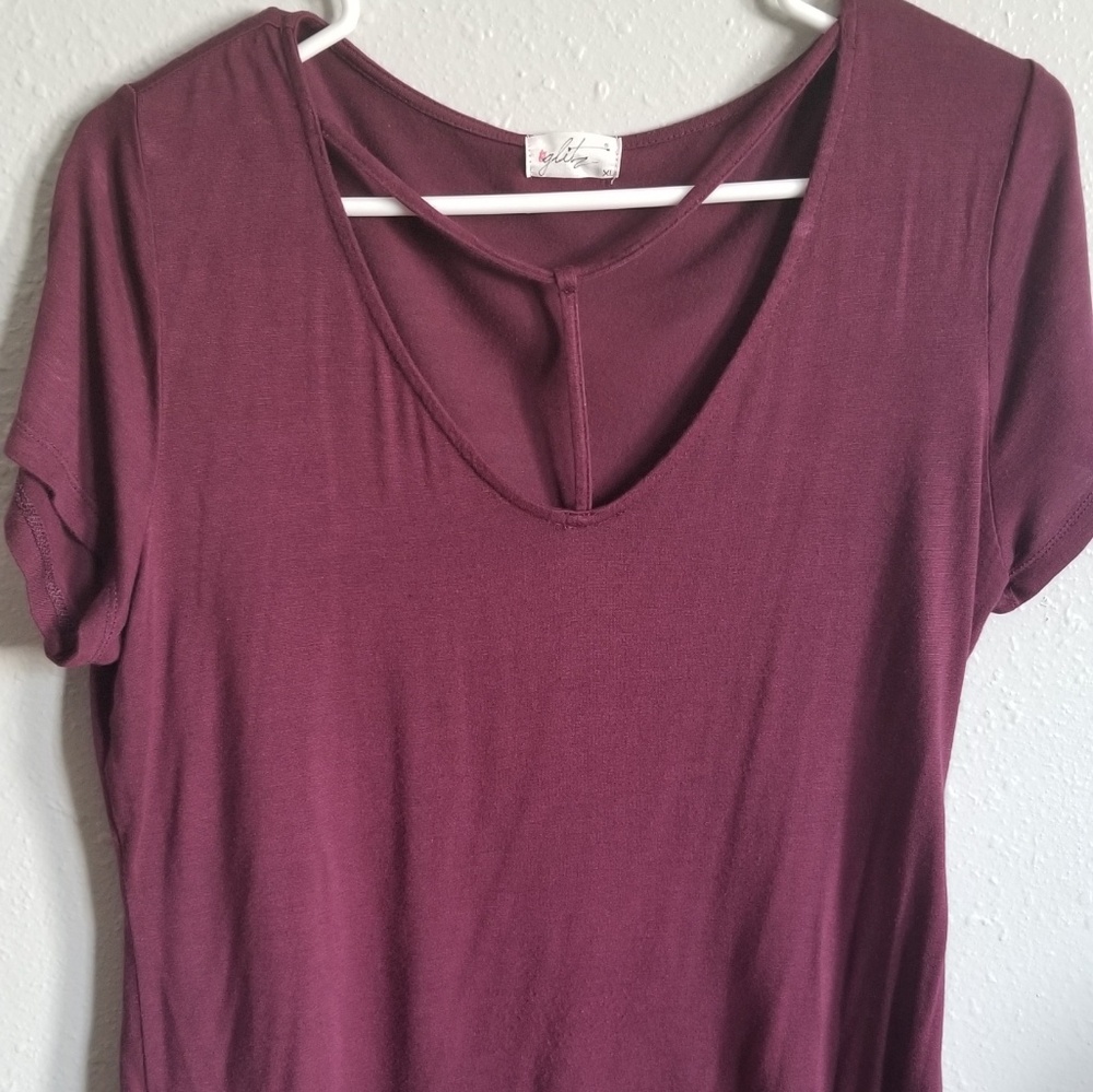 Loose shirt
